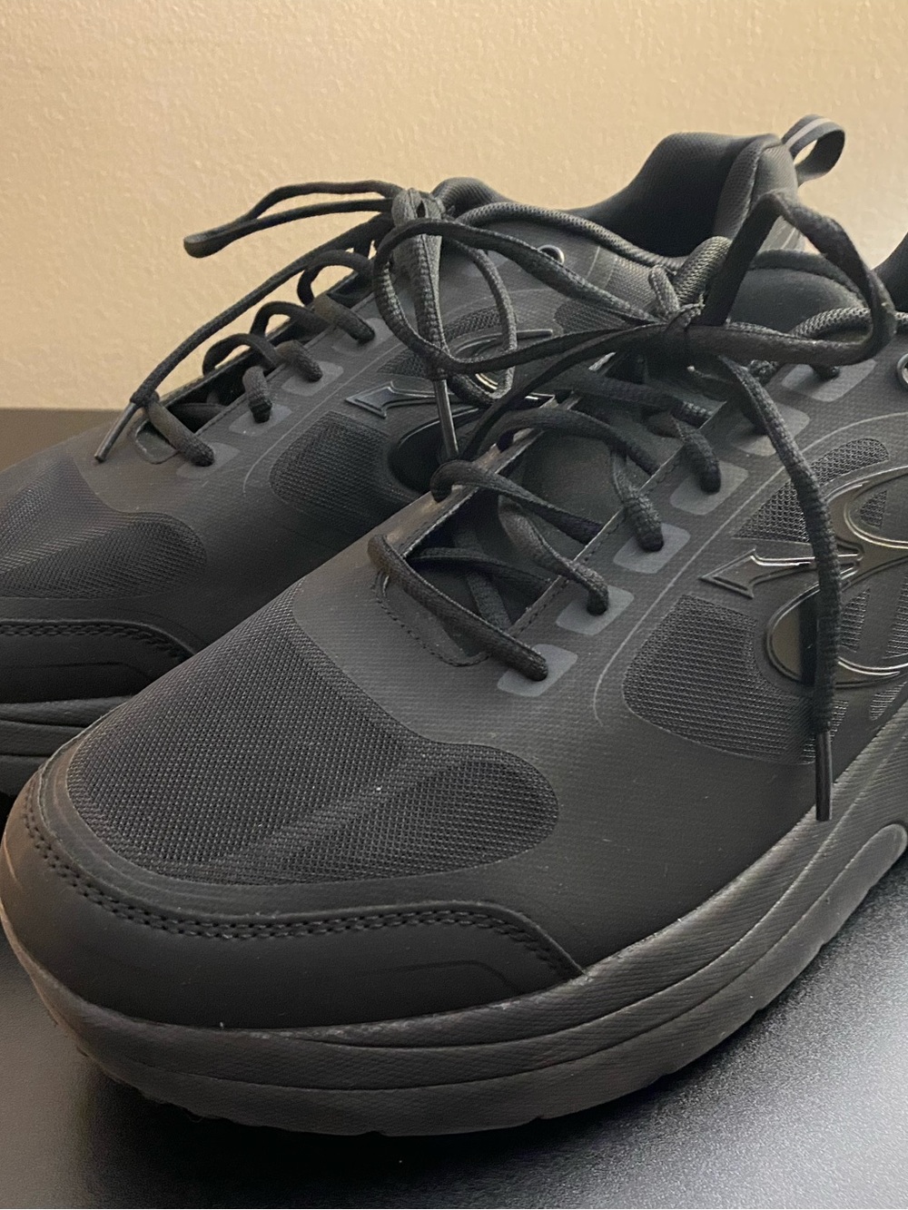 Gravity Defyer gdefy Mighty Walk (black) Men’s size 14 slip resistant